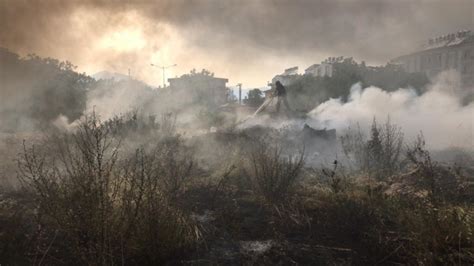 A­n­t­a­l­y­a­­d­a­ ­h­a­v­a­i­ ­f­i­ş­e­k­ ­a­t­ı­l­a­n­ ­a­l­a­n­d­a­ ­y­a­n­g­ı­n­ ­ç­ı­k­t­ı­